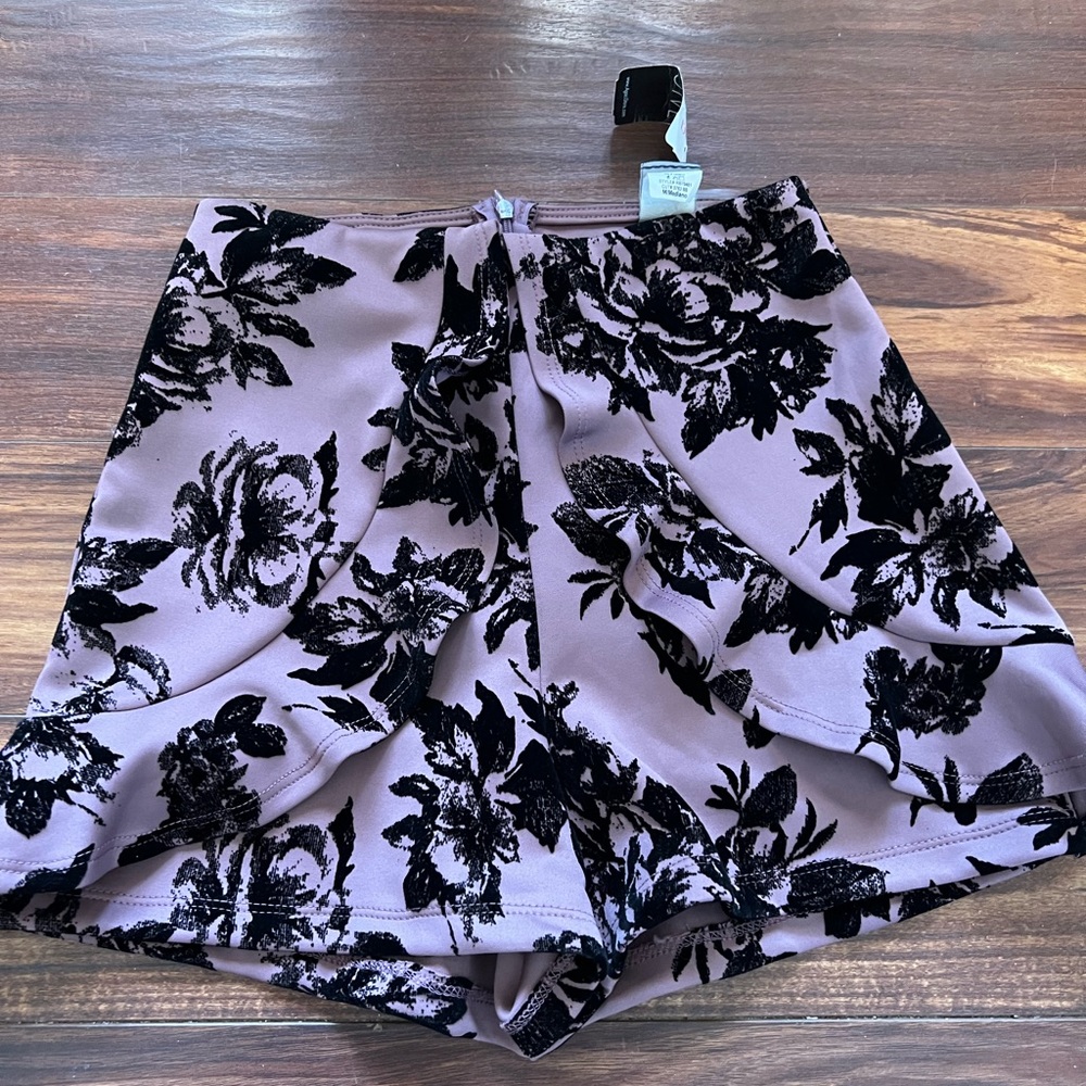 Privy skort. New with tags Boutique 5